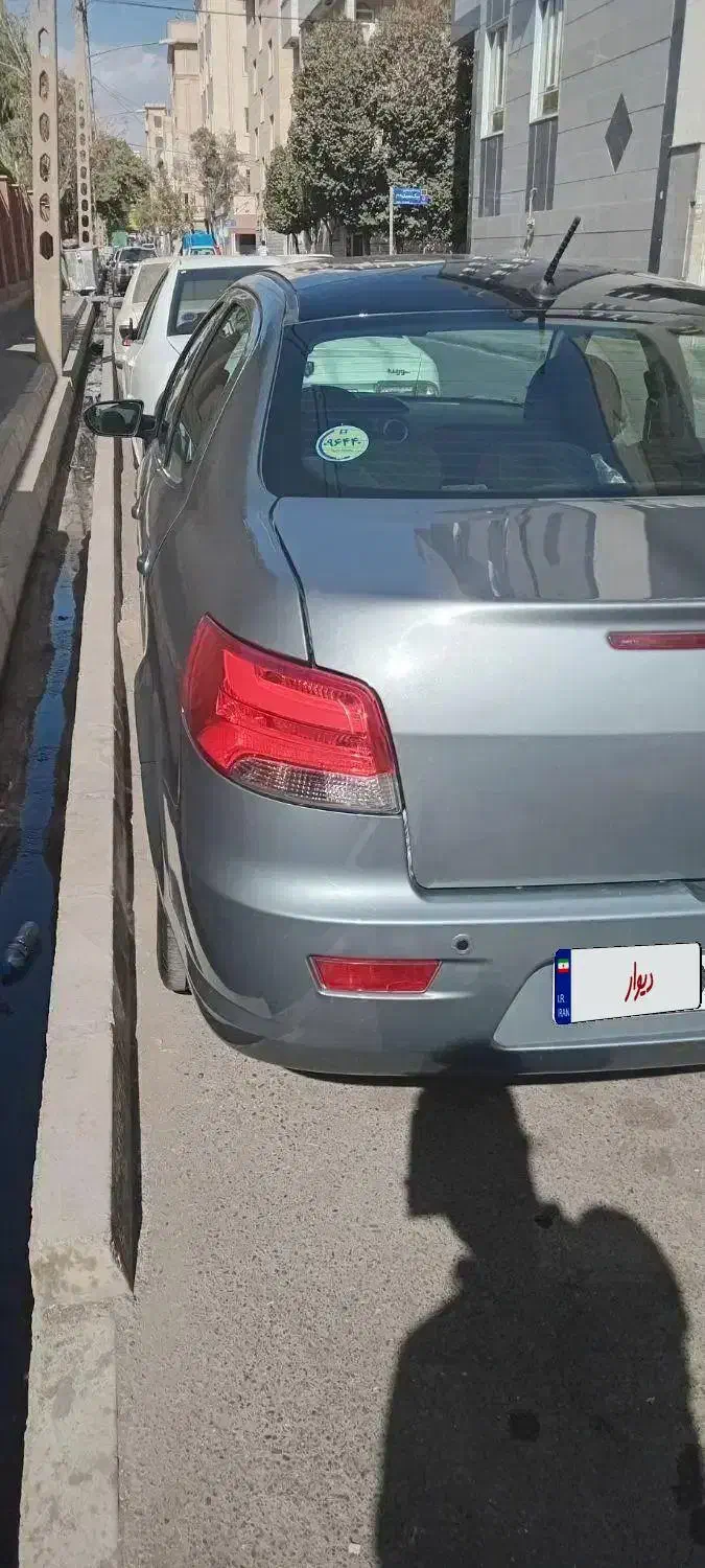 رانا پلاس پانوراما مدل 1401|خودرو سواری و وانت|ری, شهادت|دیوار