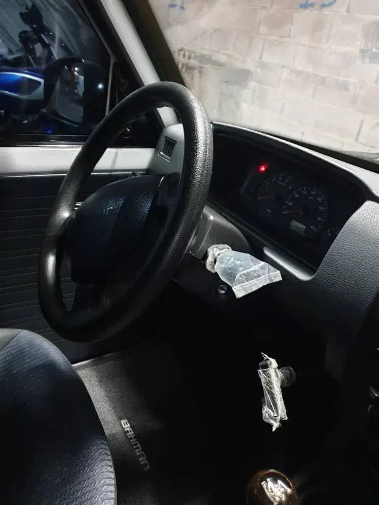 کارا ۲۰۰۰ سفید۱۴۰۲ در حد|خودرو سواری و وانت|تهران, مطهری|دیوار