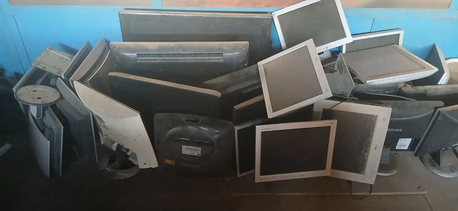 ۴۰ عددماتیتور کامپیوتر|رایانه رومیزی|تهران, شهرک رضویه|دیوار