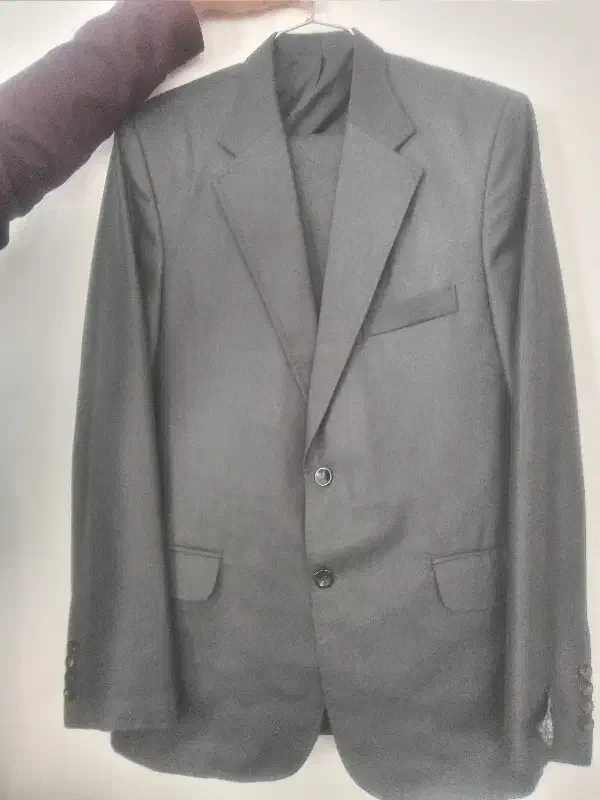 کت و شلوار|لباس|تکاب, |دیوار