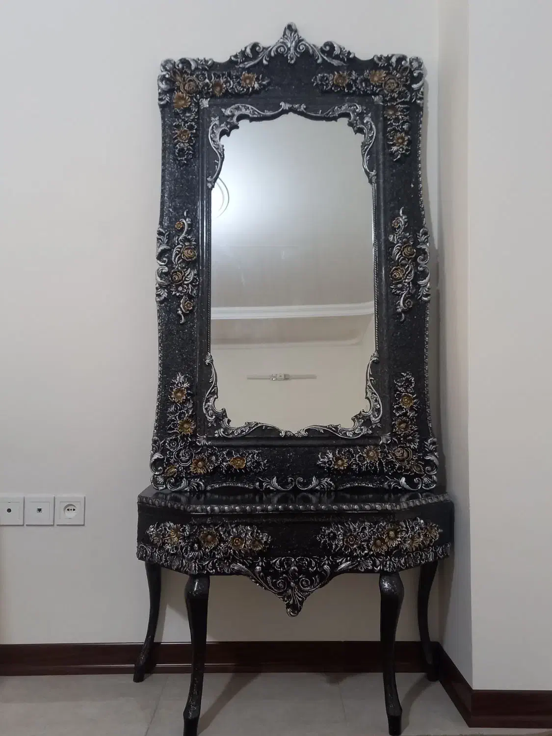 آینه بلند ومیز|آینه|تهران, کیانشهر|دیوار