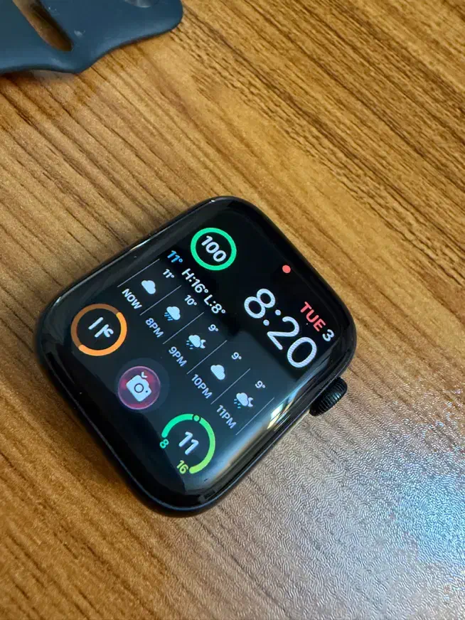 Apple Watch 2022|لوازم جانبی موبایل و تبلت|قم, بنیاد|دیوار