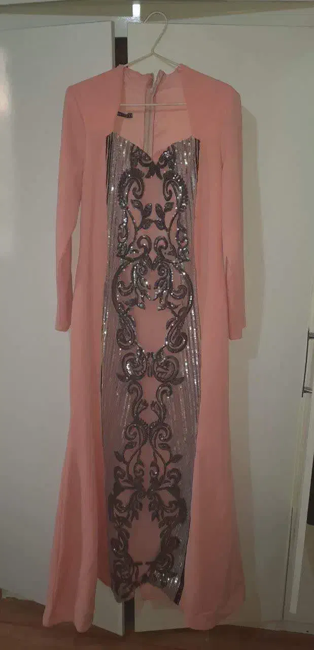 حراج تعدادی لباس مجلسی|حراج|بابلسر, |دیوار