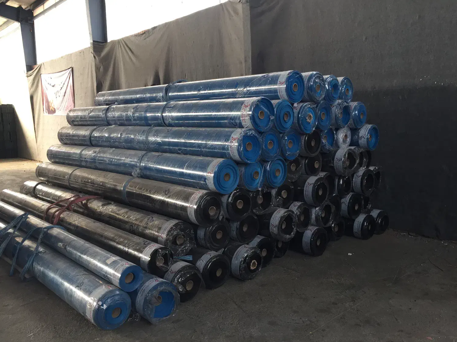 اجرای استخر کشاورزی(ورق اصفهان)|خدمات پیشه و مهارت|شبستر, |دیوار