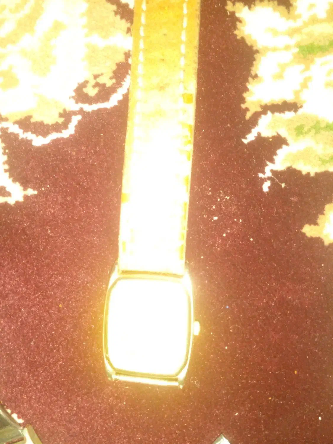 انگشتر ساعت وسنگ قیمتی|کلکسیون اشیاء عتیقه|برخوار, |دیوار