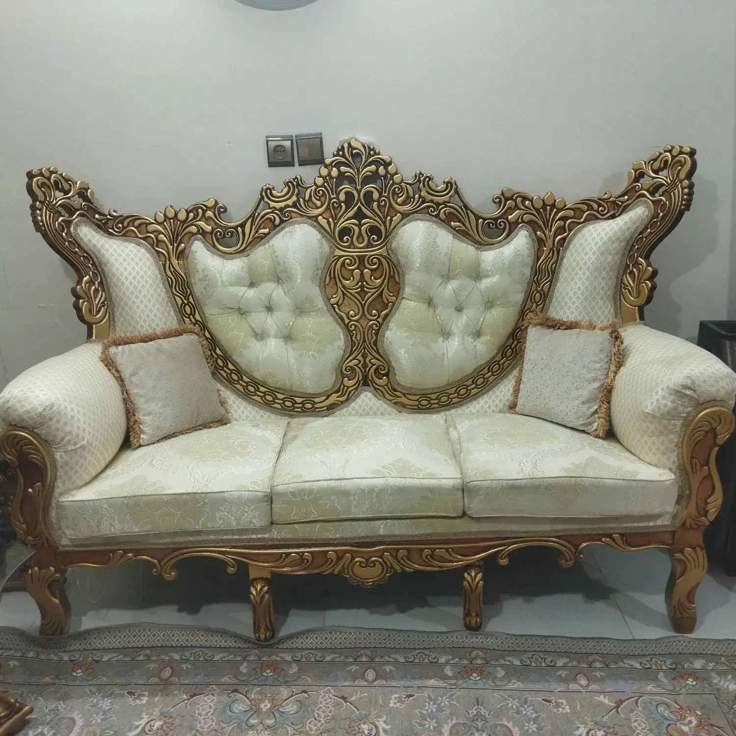 مبل زیبا|مبلمان خانگی و میز عسلی|اصفهان, شهرک ولیعصر|دیوار