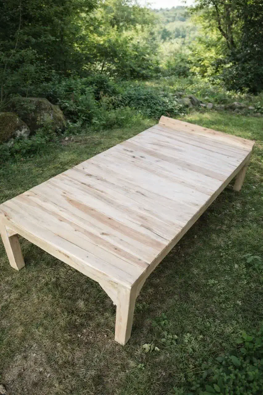 تخت چوبی|تخت و سرویس خواب|قم, قلعه عموحسین|دیوار