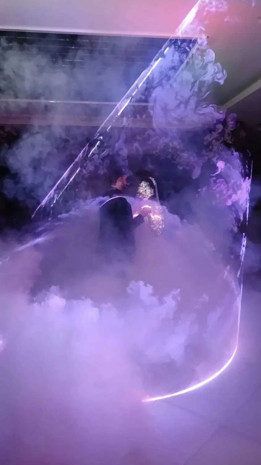 دی جی حرفه ای با تجهیزات کامل نورپردازی مراسم|خدمات پذیرایی، مراسم|بجنورد, |دیوار