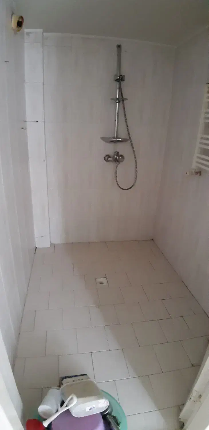 ۱۰۰متر تخلیه تک واحدی چهارراه استقلال