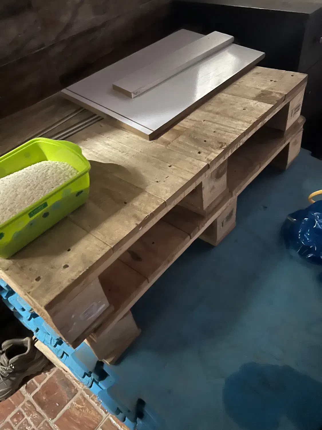 پالت چوبی|مصالح و تجهیزات ساختمان|سنگر, |دیوار