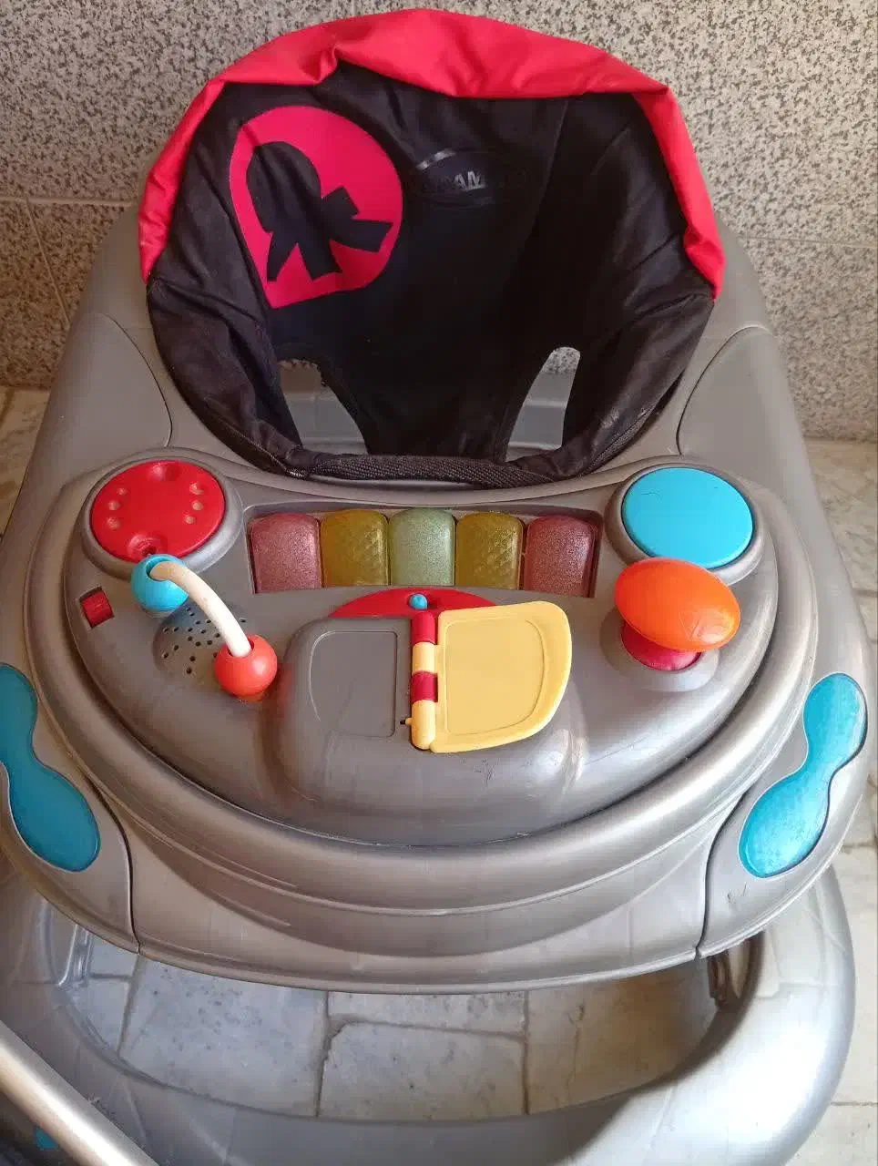 روروئک|اسباب و اثاث بچه|کاشمر, |دیوار