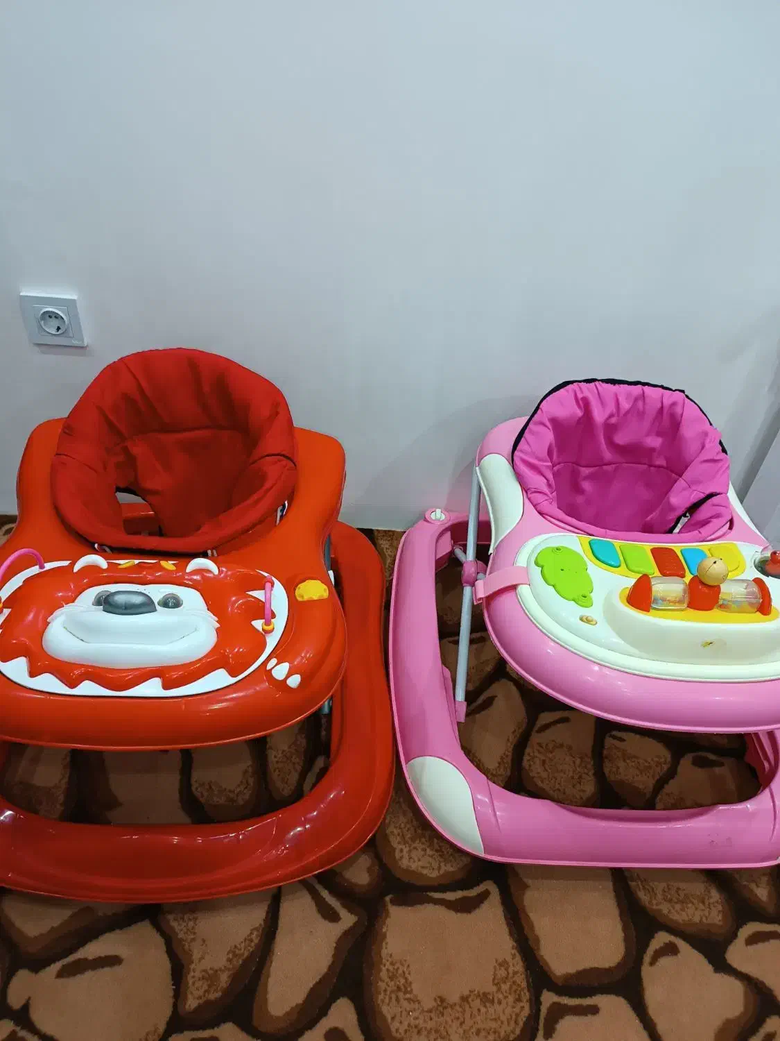 روروئک|کالسکه و لوازم جانبی|شیروان (خراسان), |دیوار