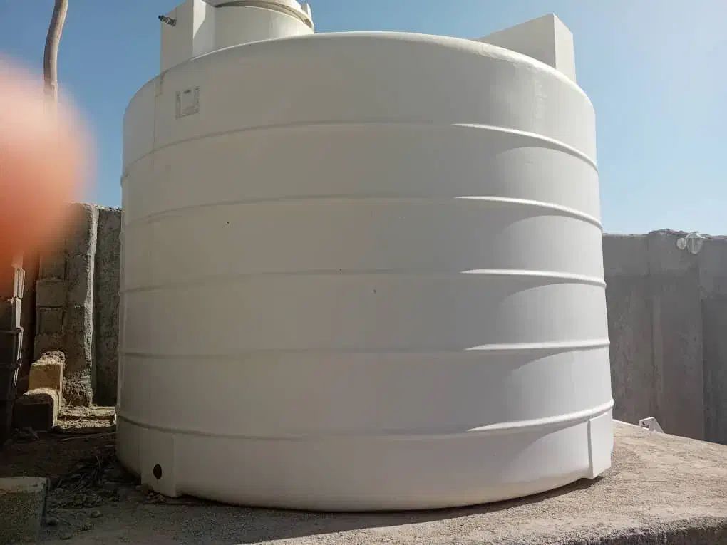 منبع ده هزار لیتری|مصالح و تجهیزات ساختمان|جهرم, |دیوار