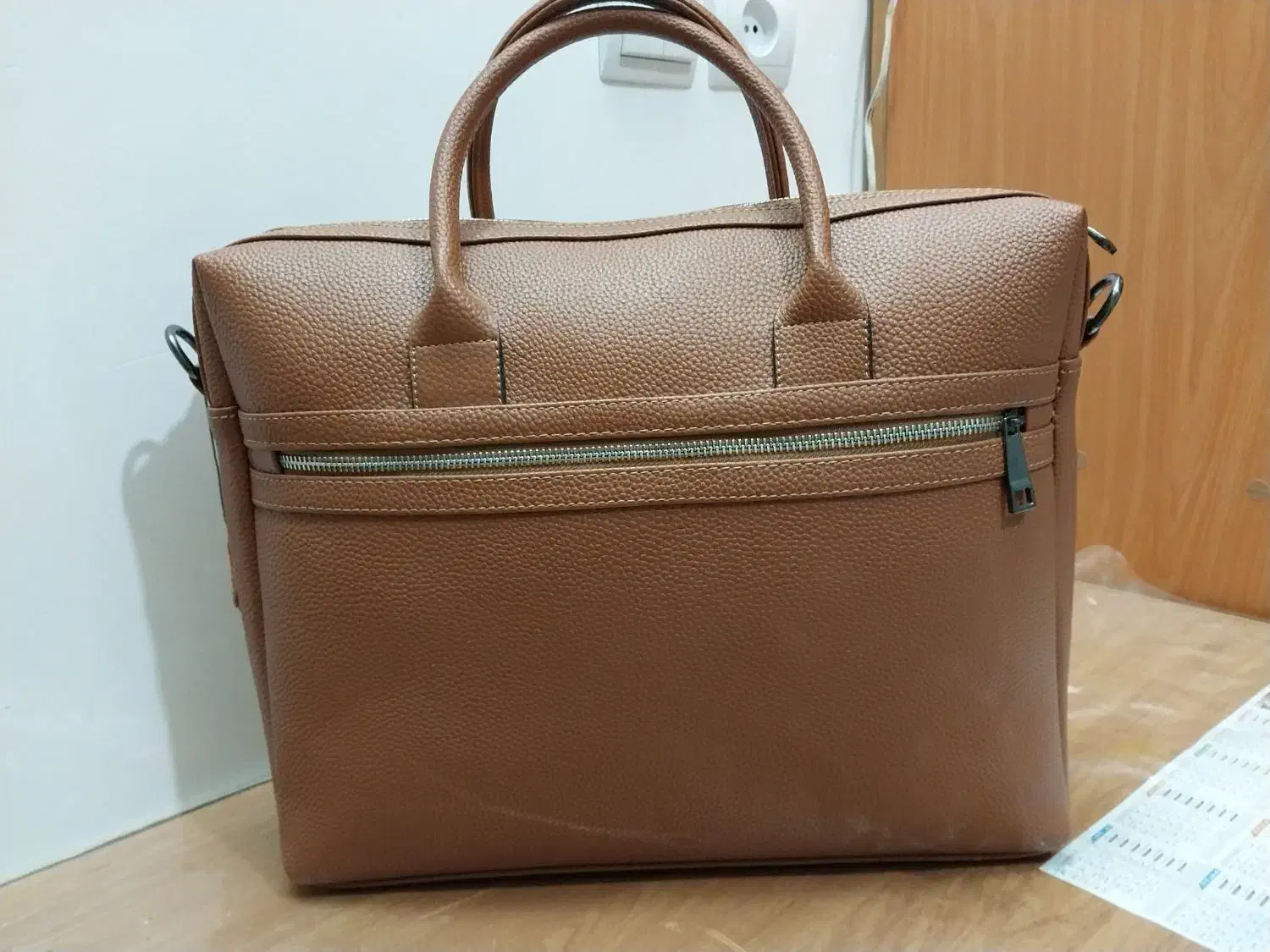 کیف چرم|کیف، کفش، کمربند|سمنان, |دیوار