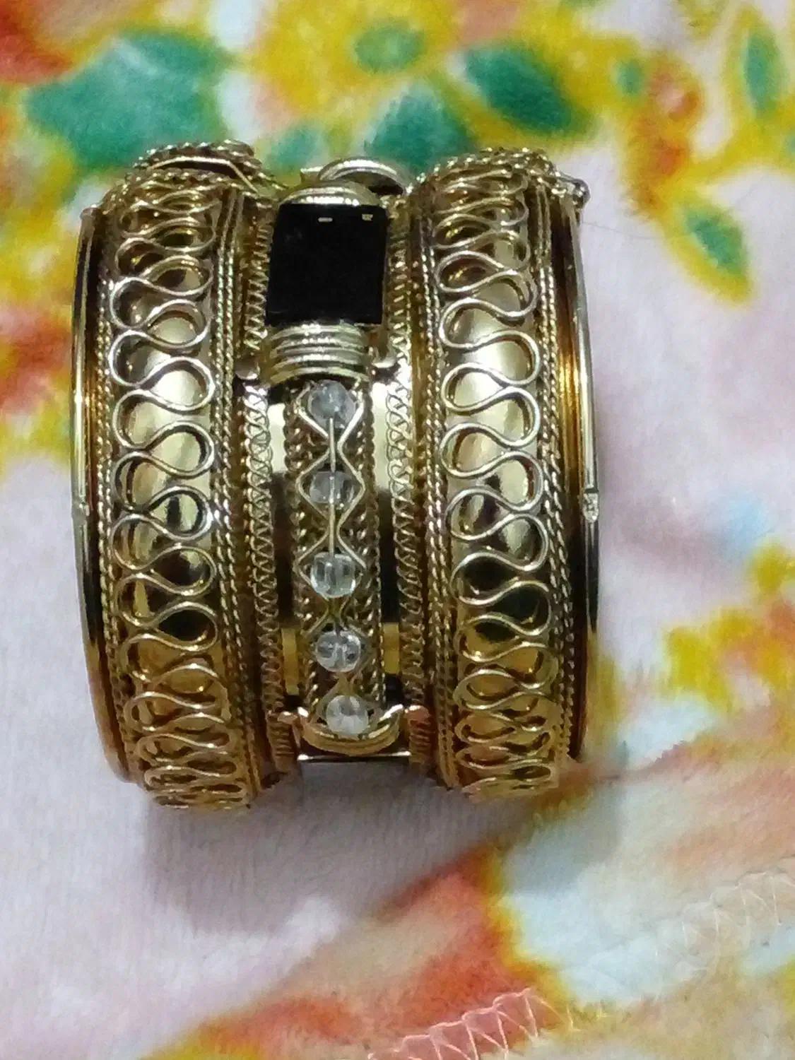 قدیمی|کلکسیون اشیاء عتیقه|خمینی‌شهر, |دیوار