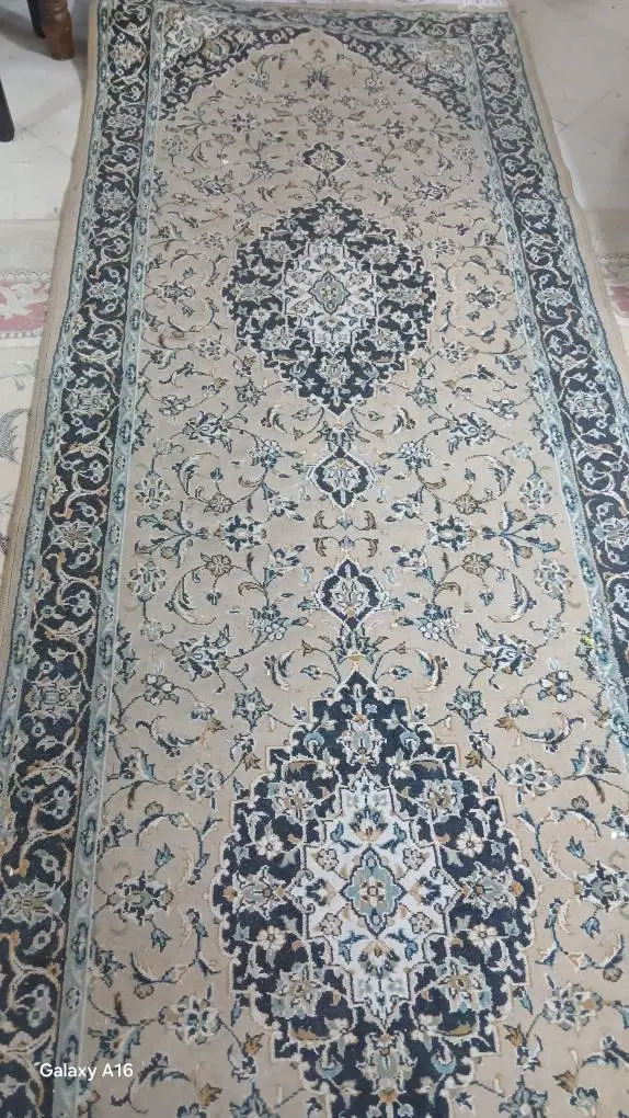 فرش کار کرده ۳ متر در ۱ متر|فرش|تهران, زرکش|دیوار