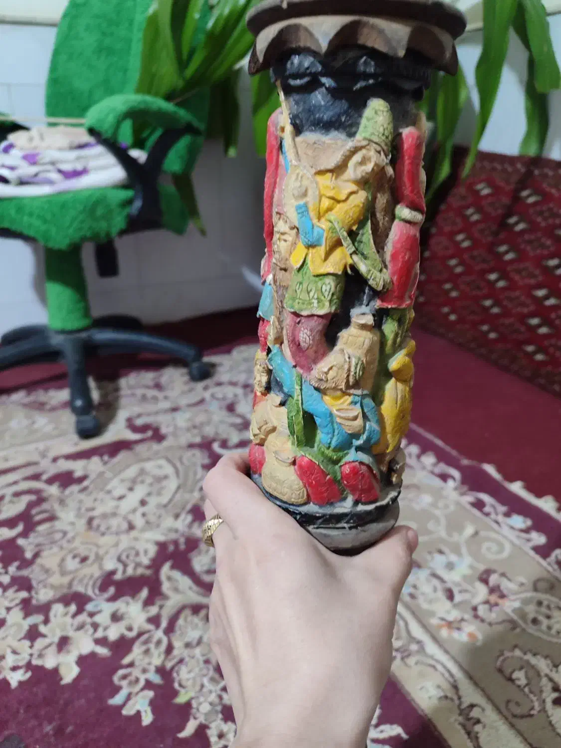 قیلیون زاهدانی|کلکسیون اشیاء عتیقه|نیشابور, مازول|دیوار