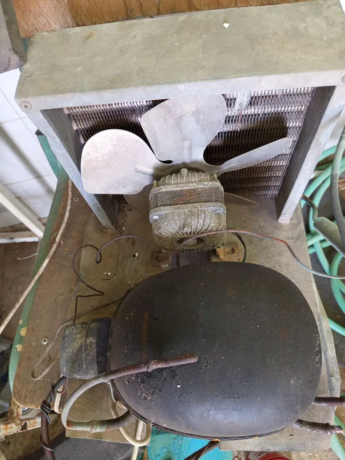 آبسردکن|آبسردکن و تصفیه آب|مبارکه, |دیوار