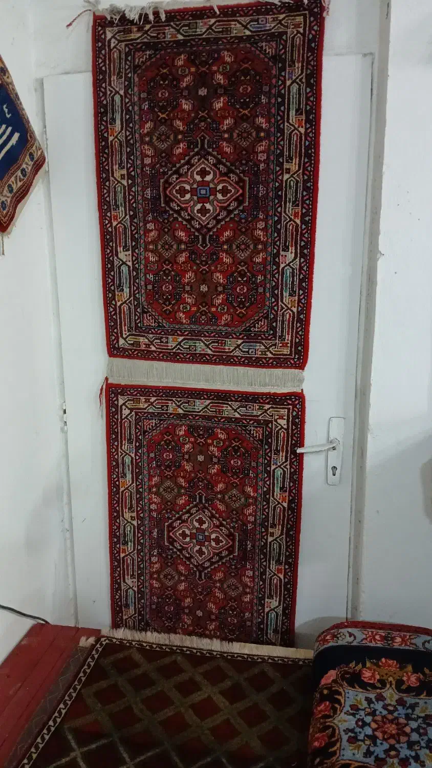 تعدادی فرش و گبه  گلیم با قیمت های مناسب|فرش|کرج, ساسانی (قلمستان)|دیوار