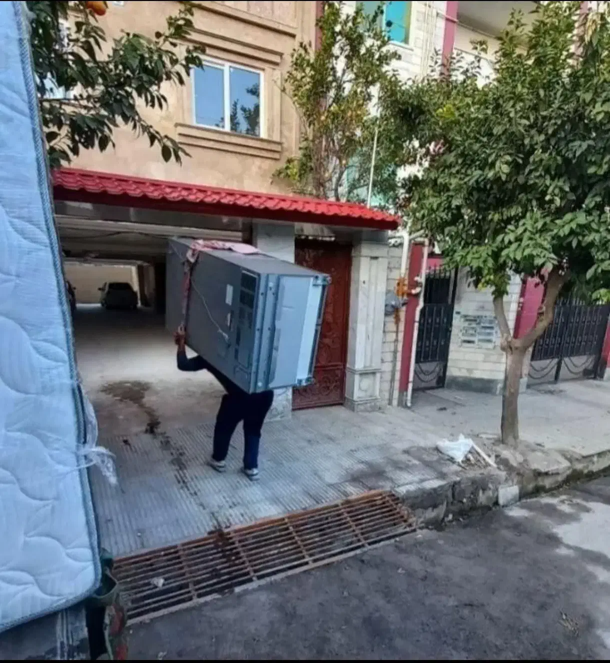 باربری اسباب کشی خاور مسقف کارگر اسباب کشی|خدمات حمل و نقل|ساری, |دیوار