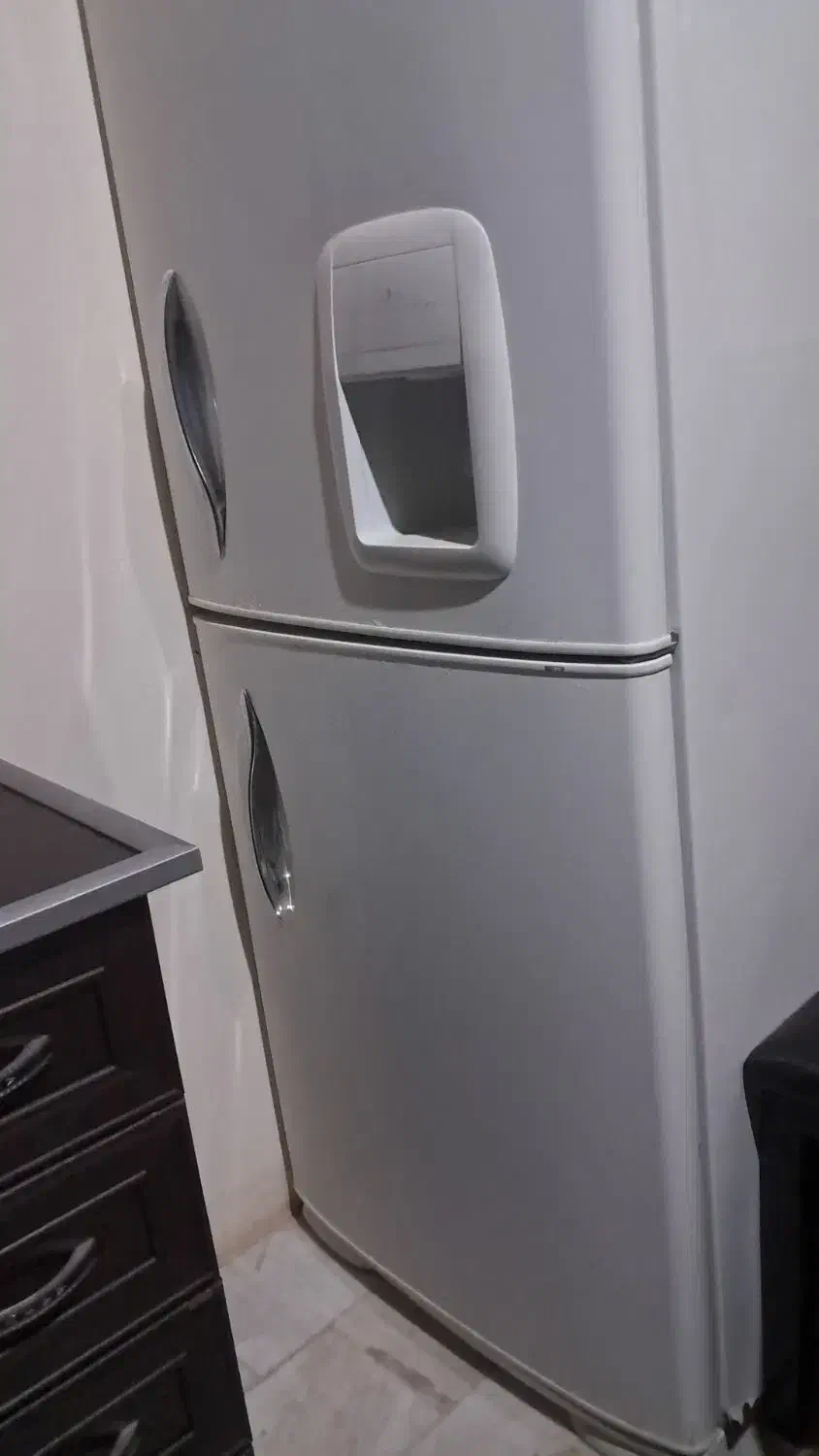 یخچال|یخچال و فریزر|کلاردشت, |دیوار