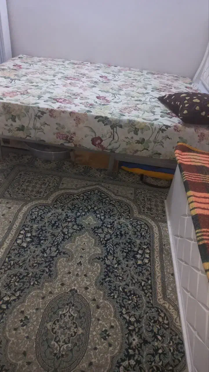 تخت و صندلی بچه|اسباب و اثاث بچه|مشهد, دانشجو|دیوار