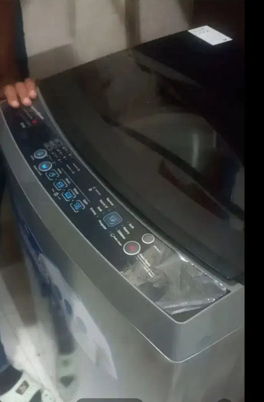 لباسشویی نو|ماشین لباسشویی و خشک‌کن لباس|شاهین‌شهر, مسکن مهر|دیوار