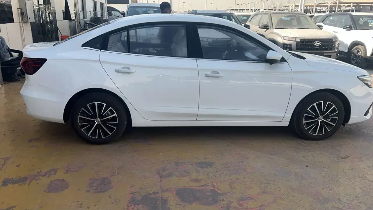 ام جی ۲۰۲۵|خودرو سواری و وانت|دزفول, |دیوار