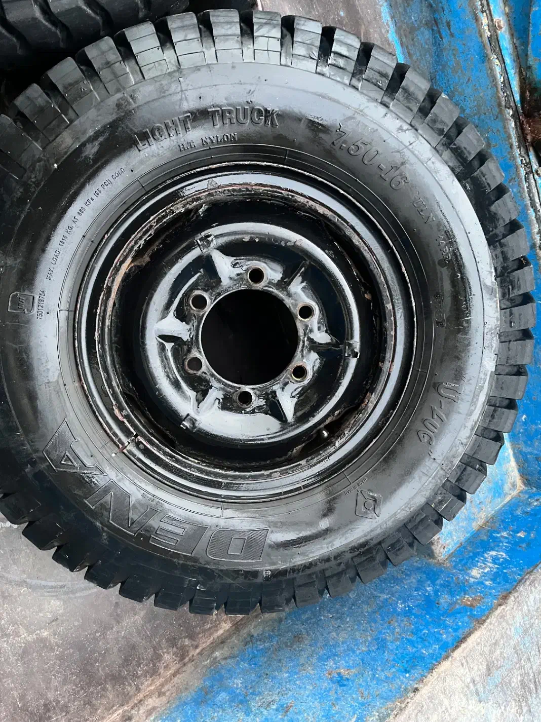 لاستیک نیسان|قطعات یدکی و لوازم جانبی|لاهیجان, گلستان|دیوار