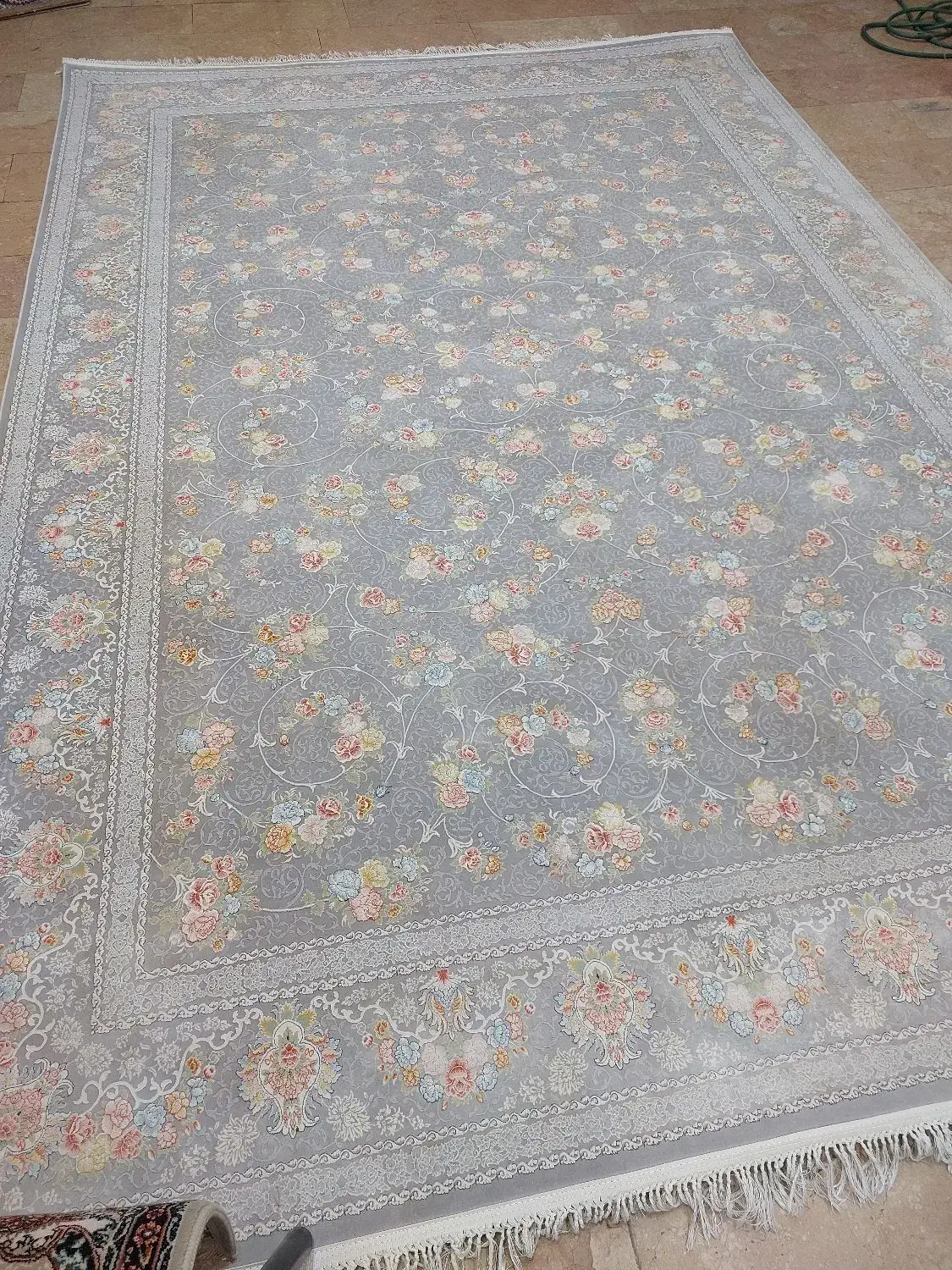 فرش امیرزاده دوتخته۹متری۱۲۰۰شانه گلبرجسته تهران|فرش|مشهد, شاهد (شهرک غرب)|دیوار