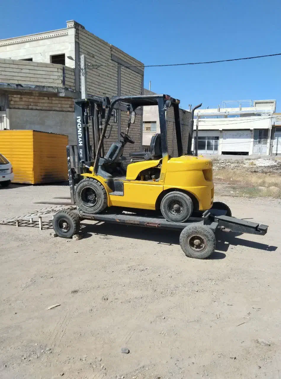 یدک کش لیفتراک ، مینی بیل ، بابکت و.|ماشینآلات صنعتی|زنجان, |دیوار