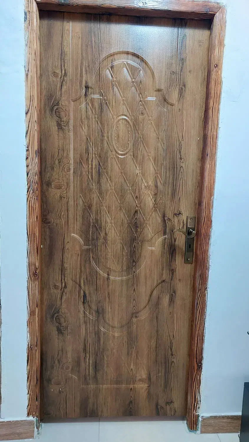 دو لنگه درب اتاق خواب کاملا سالم با دستگیره|مصالح و تجهیزات ساختمان|لاهیجان, گلستان|دیوار