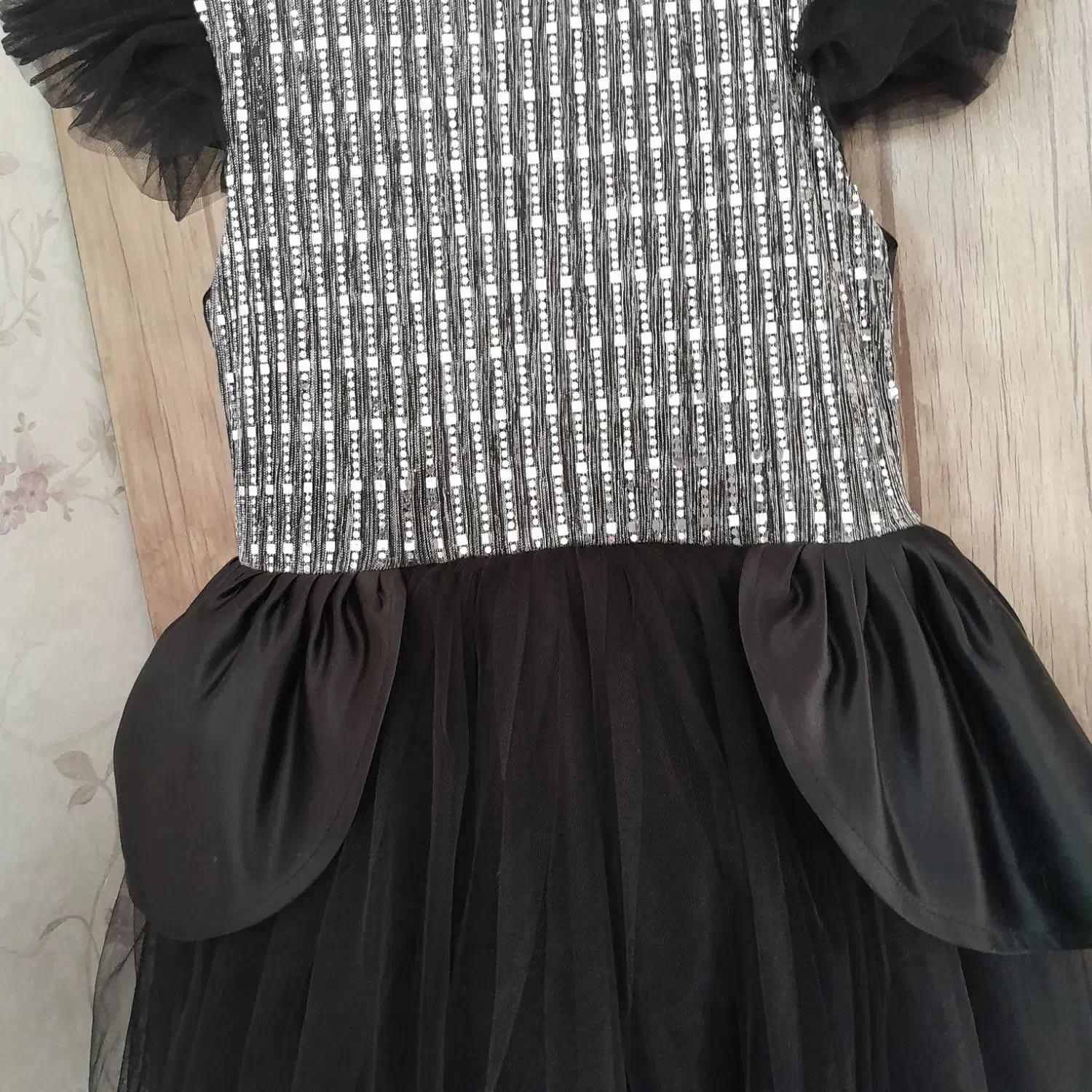 سلام یک پیراهن خوشگل ناز برای دخترهای ناز|لباس|شاندیز, |دیوار