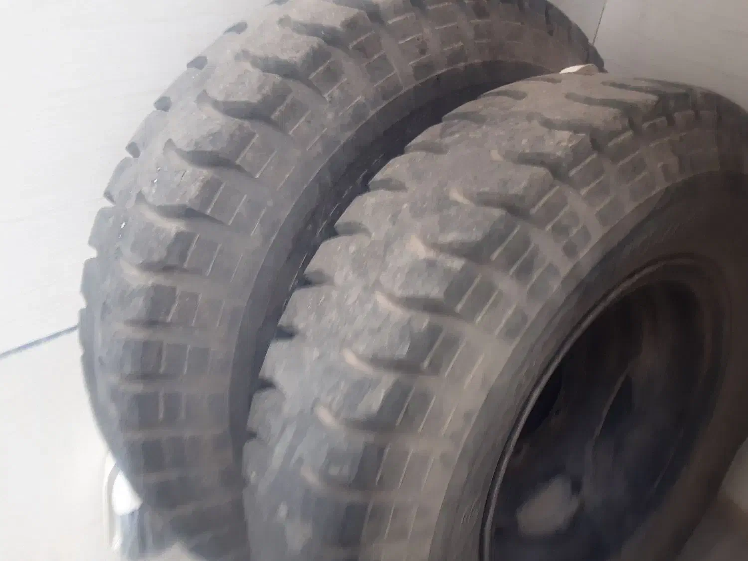 یک جفت لاستیک نیسان|قطعات یدکی و لوازم جانبی|تاکستان, |دیوار