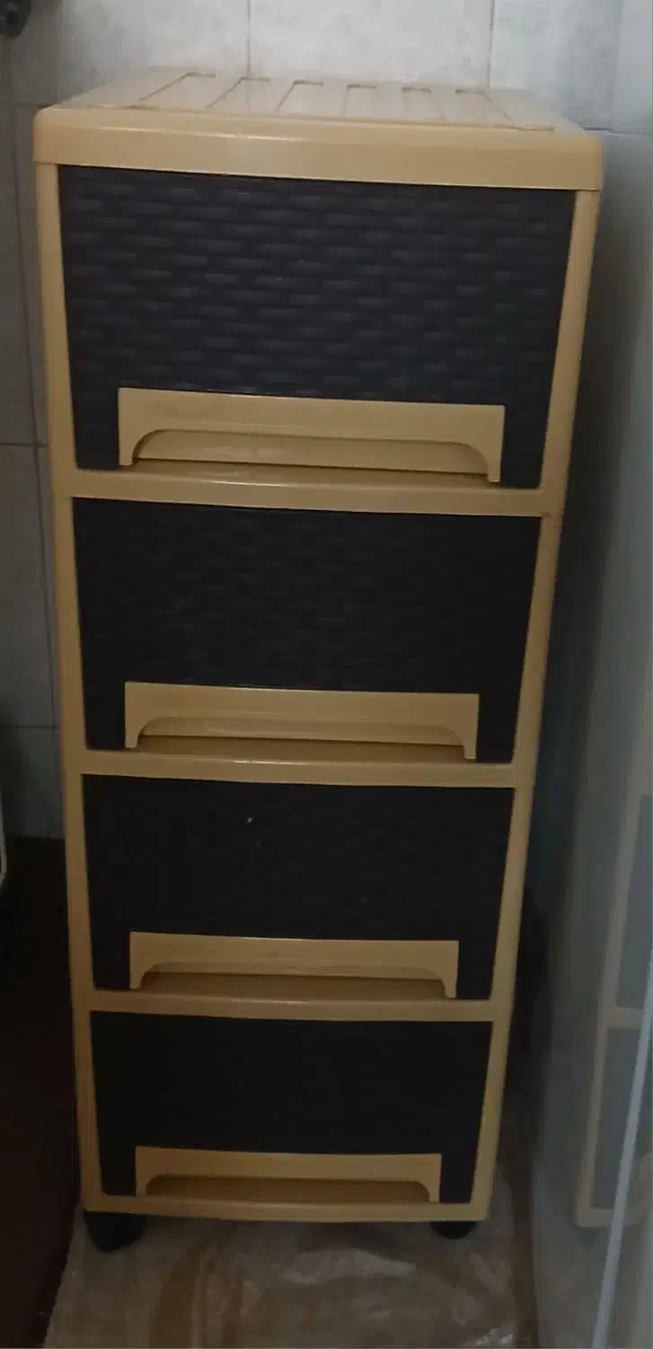 کشوی ۴طبقه آشپزخانه|جاکفشی، کمد، دراور|قم, امامزاده ابراهیم|دیوار