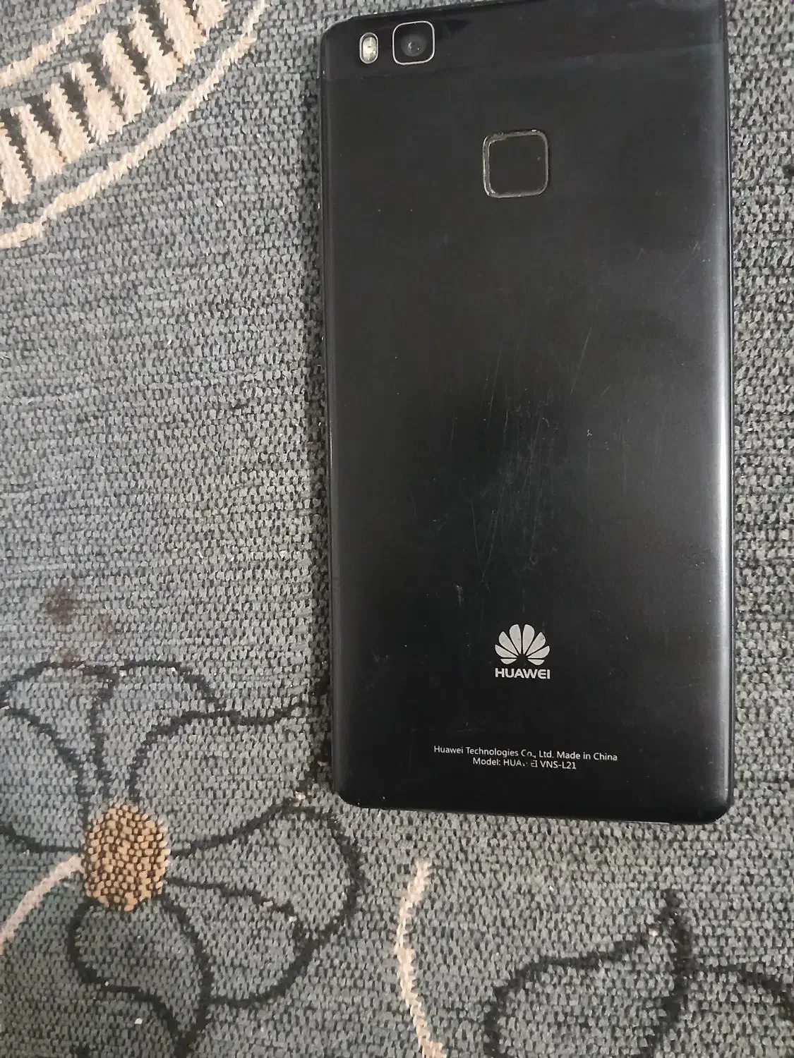 گوشی p9مشکی در چغادک|موبایل|چغادک, |دیوار