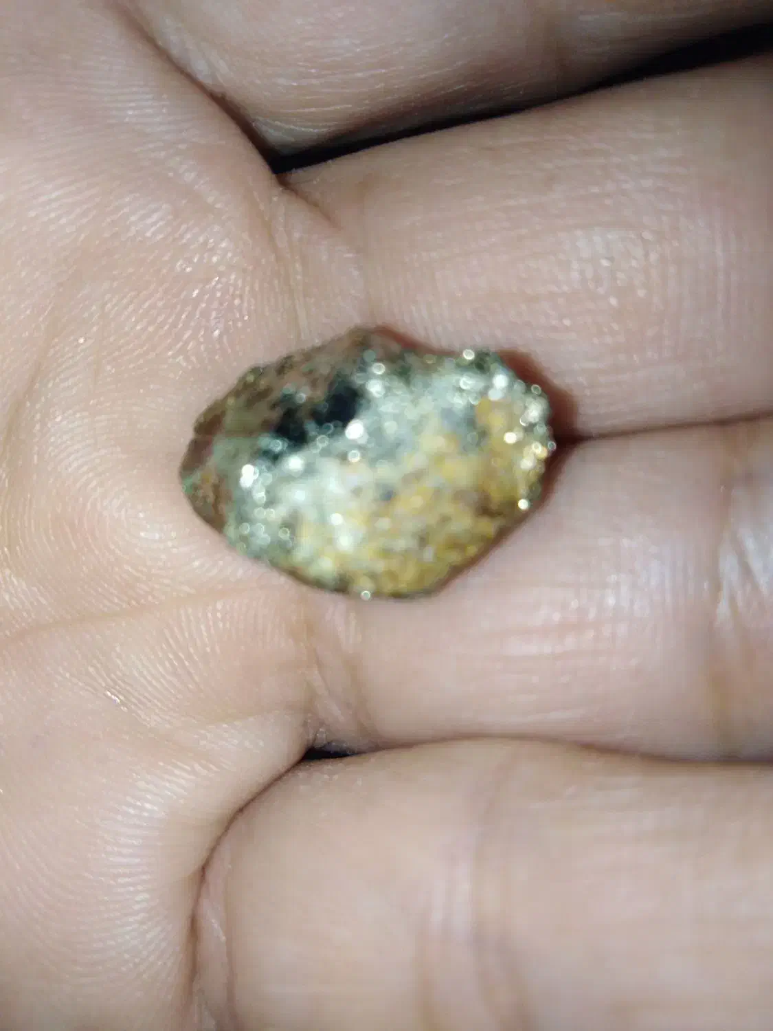 یک عدد سنگ طلا تست شده با کد رسمی|جواهرات|ساوه, |دیوار