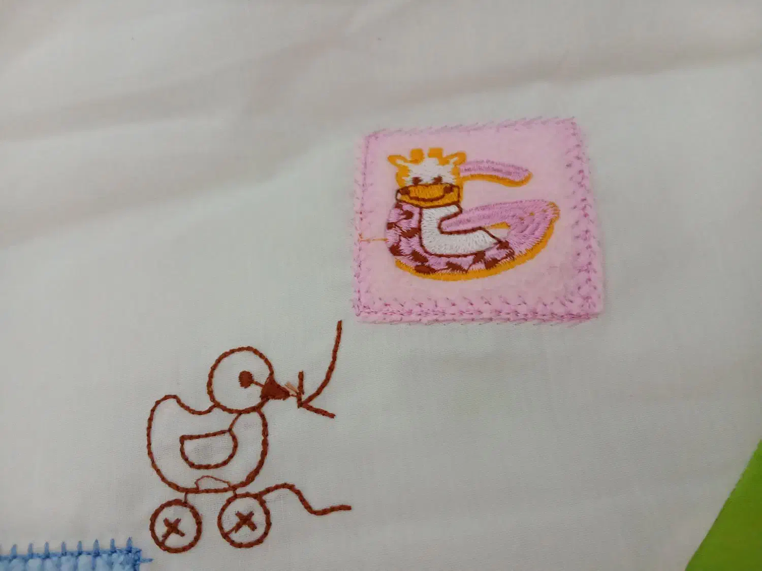 کیسه خواب بچه|رختخواب، بالش، پتو|دماوند, گیلاوند|دیوار