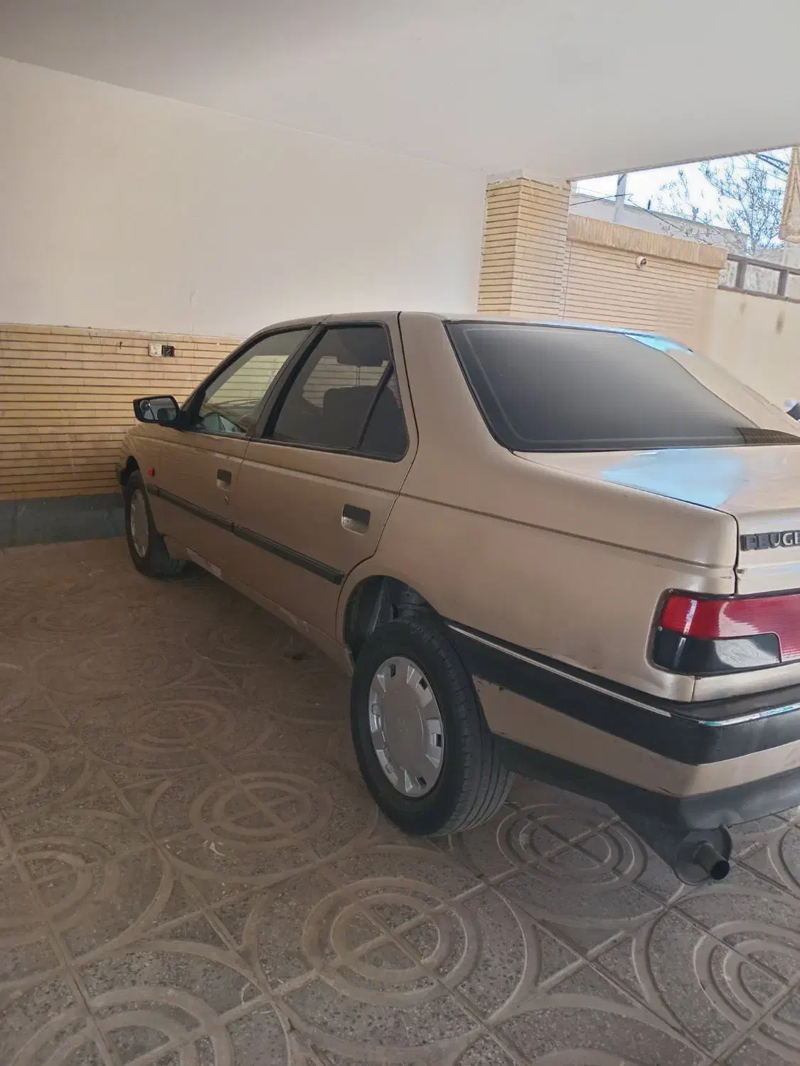 پژو 405 مدل 83|خودرو سواری و وانت|شاهین‌شهر, فردوسی|دیوار