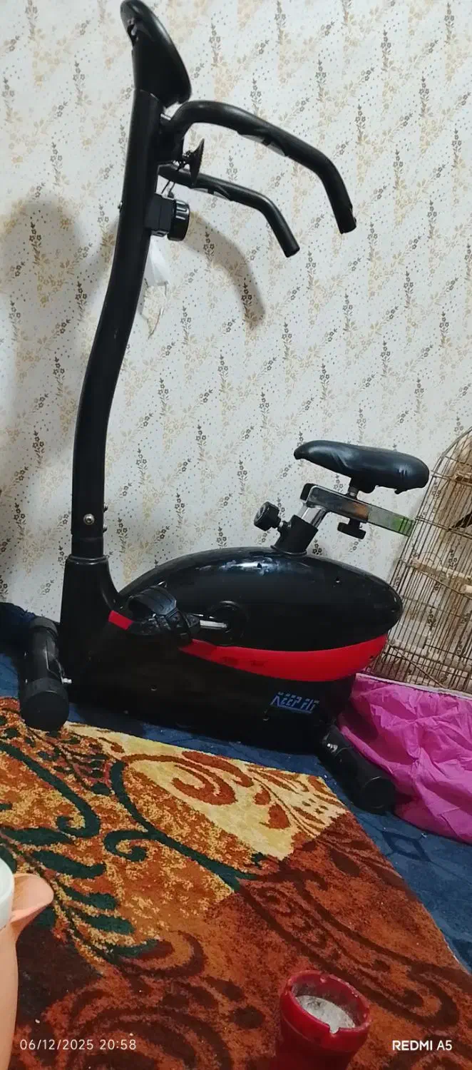 دوچرخه ایستاده خونگی و باشگاهی مقسوس کم کردن وزن|تجهیزات ورزشی|هندمینی, |دیوار