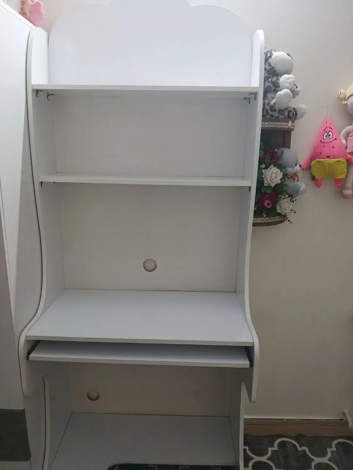 تخت خواب و میز تحریر|تخت و سرویس خواب|رباط‌کریم, رباط‌کریم|دیوار