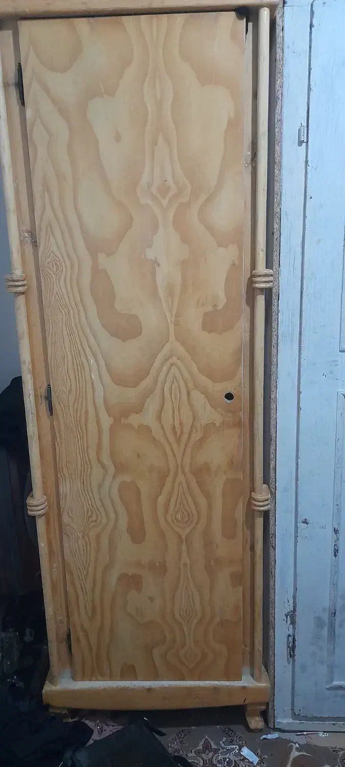 کمدتک|جاکفشی، کمد، دراور|مشهد, کارگران|دیوار