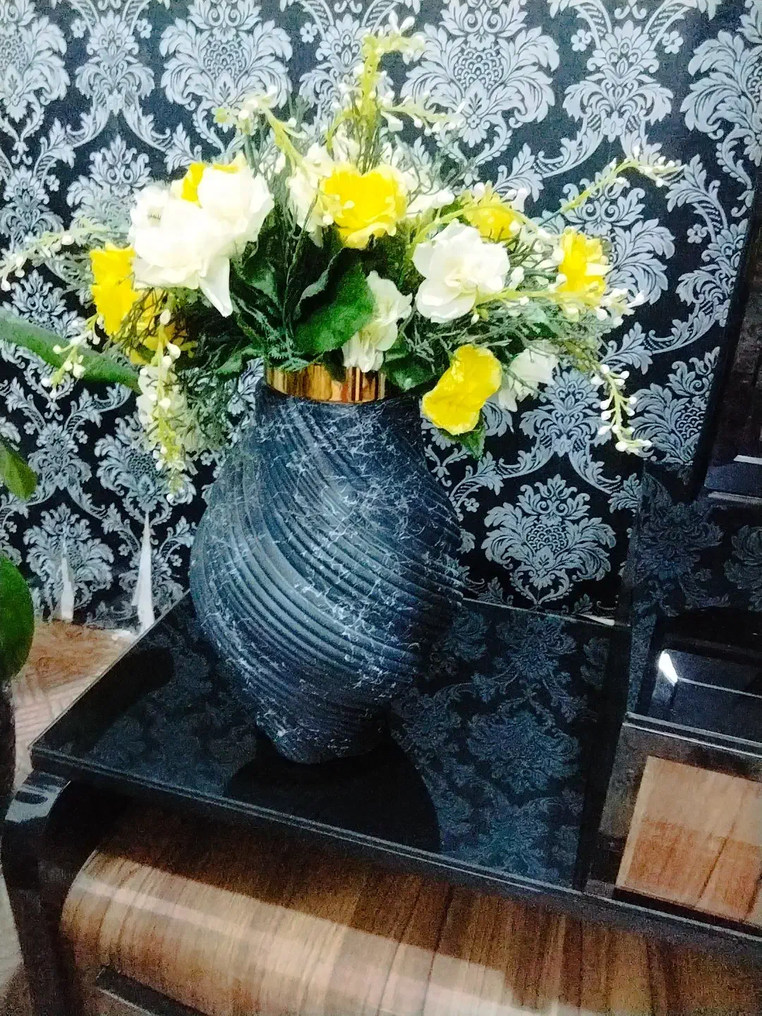 گلدان|صنایع دستی و سایر لوازم تزئینی|بندر امام خمینی, |دیوار