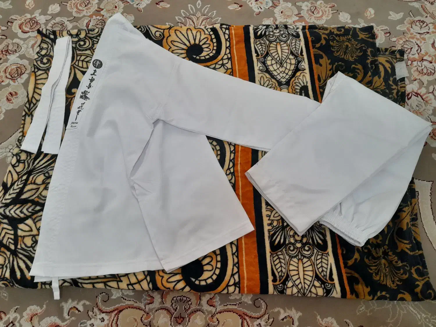 لباس ورزشی کاراته|تجهیزات ورزشی|شیراز, شهرک فرهنگیان|دیوار