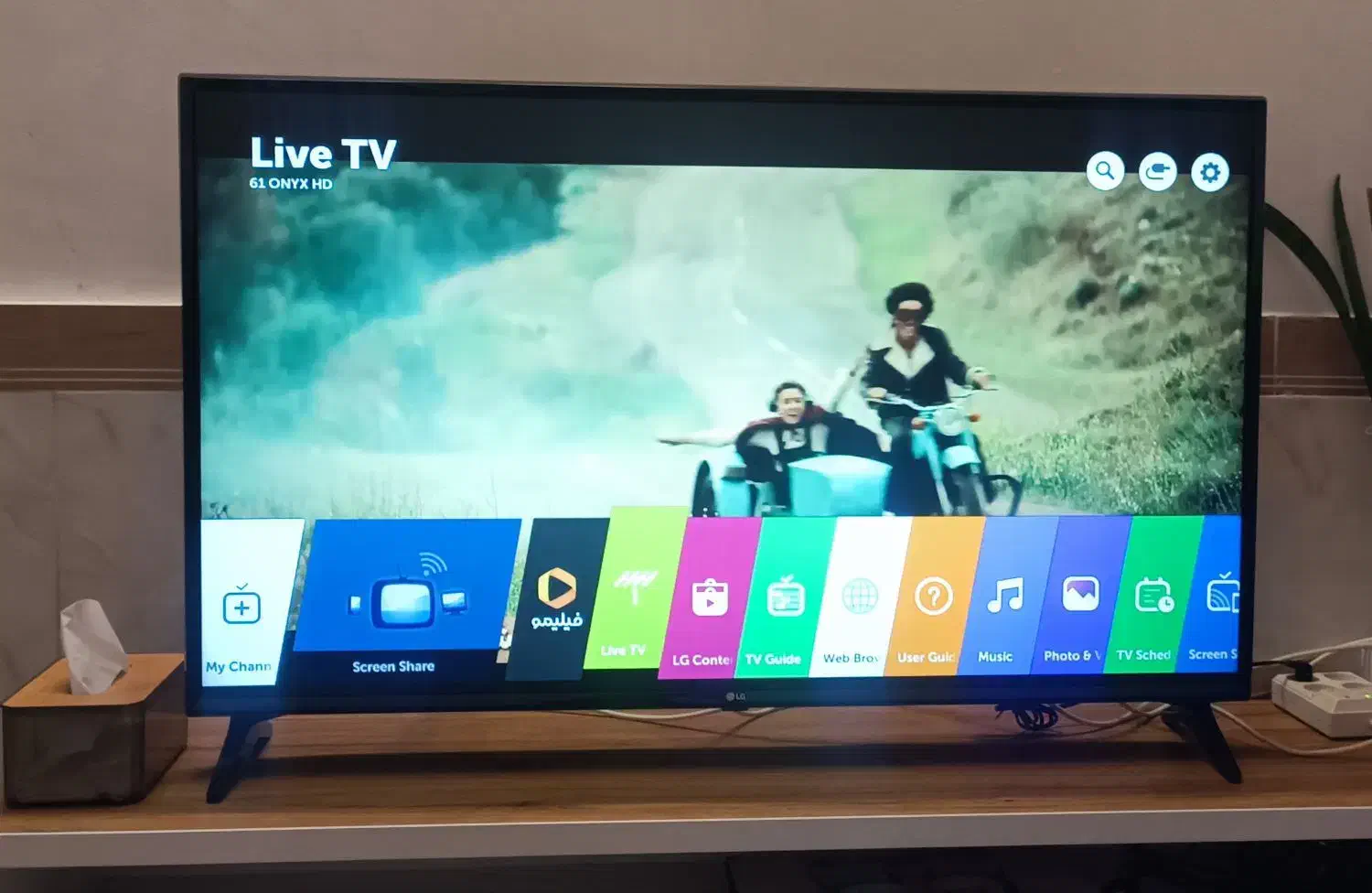 تلوزیون ال سی دی lcd ال جی LG ۴۹ اینچ49|تلویزیون و پروژکتور|بروجرد, |دیوار