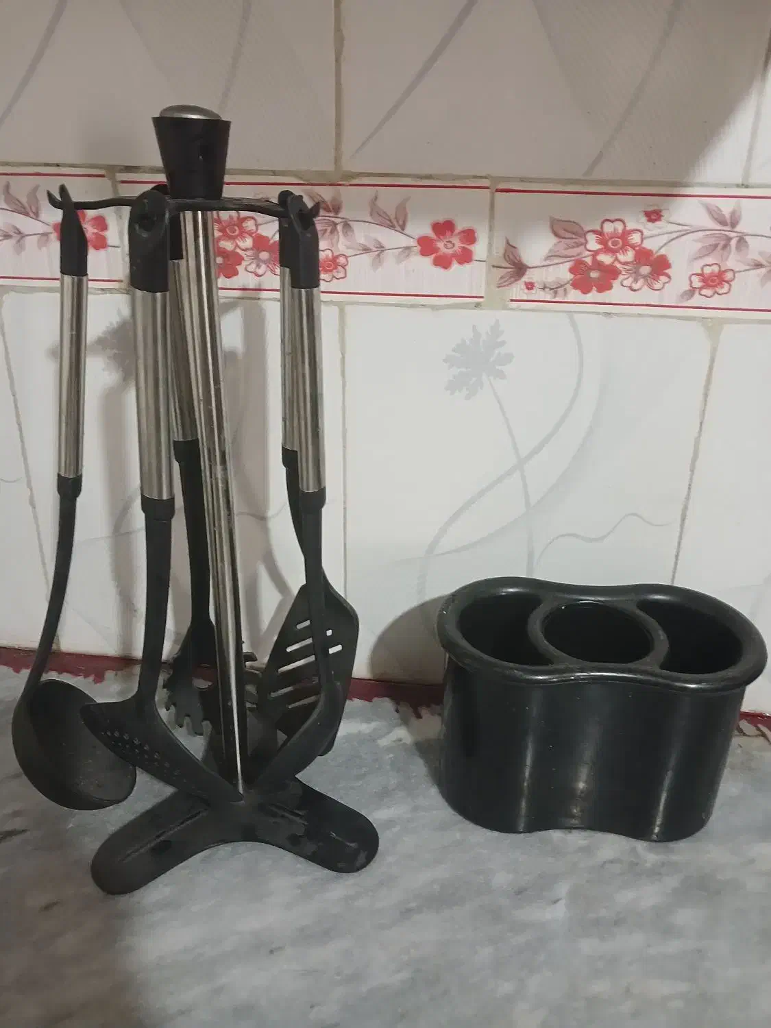 کف‌گیر|ظروف پخت‌وپز|یاسوج, |دیوار