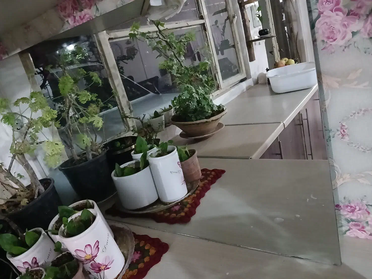 دو تا آینه|آینه|نیشابور, شهرک قدس|دیوار