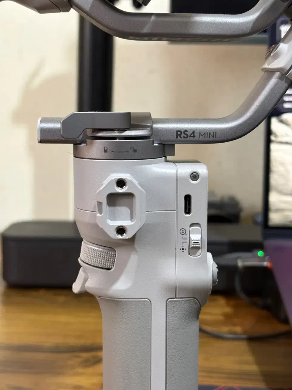 Dji ronin Rs4 mini  گیمبال رونین|دوربین عکاسی و فیلم‌برداری|رودسر, |دیوار