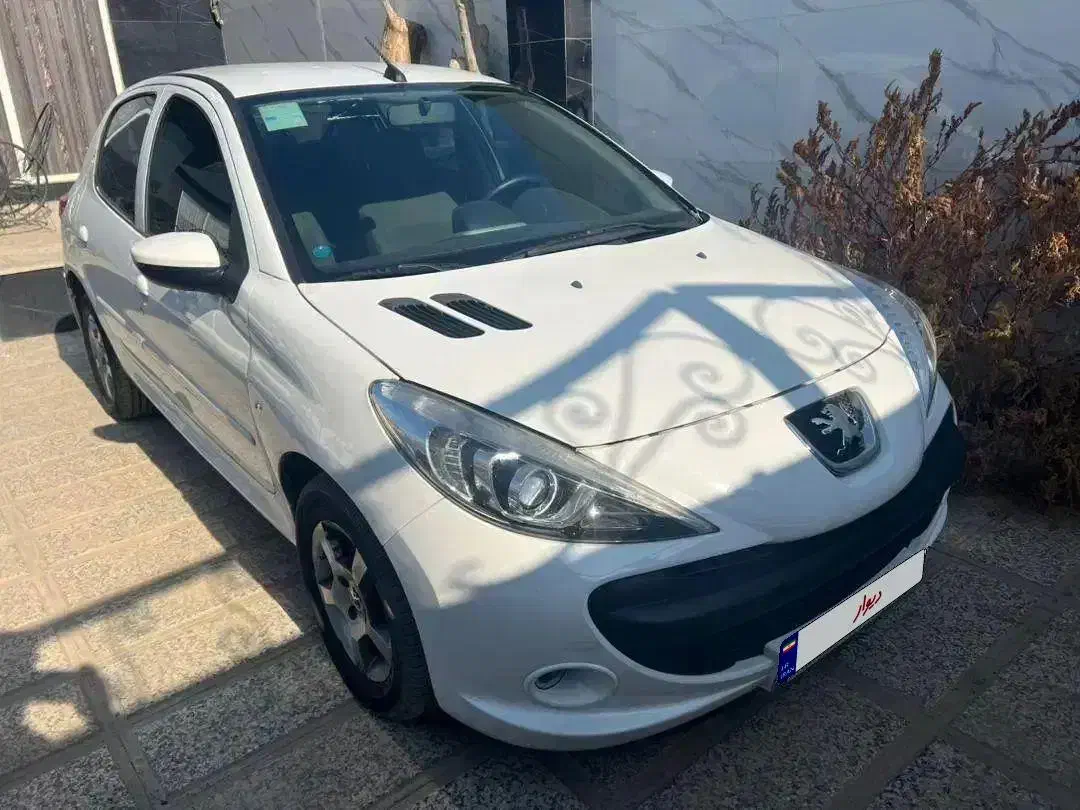 پژو۲۰۷ دنده مدل آخر ۹۸ کم کارکرد|خودرو سواری و وانت|تهران, شادمان|دیوار