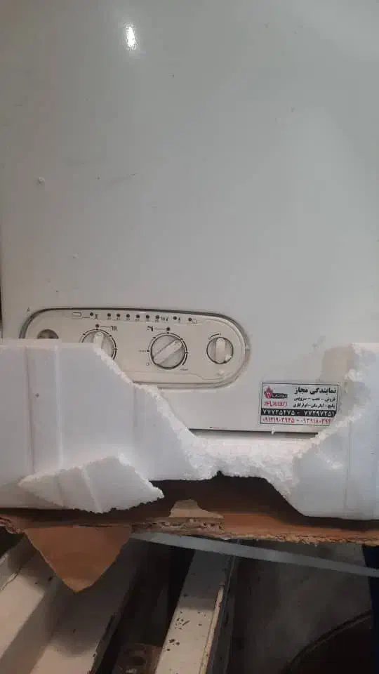 پکیج ایران رادیاتور|آبگرمکن، پکیج، شوفاژ|رودهن, |دیوار